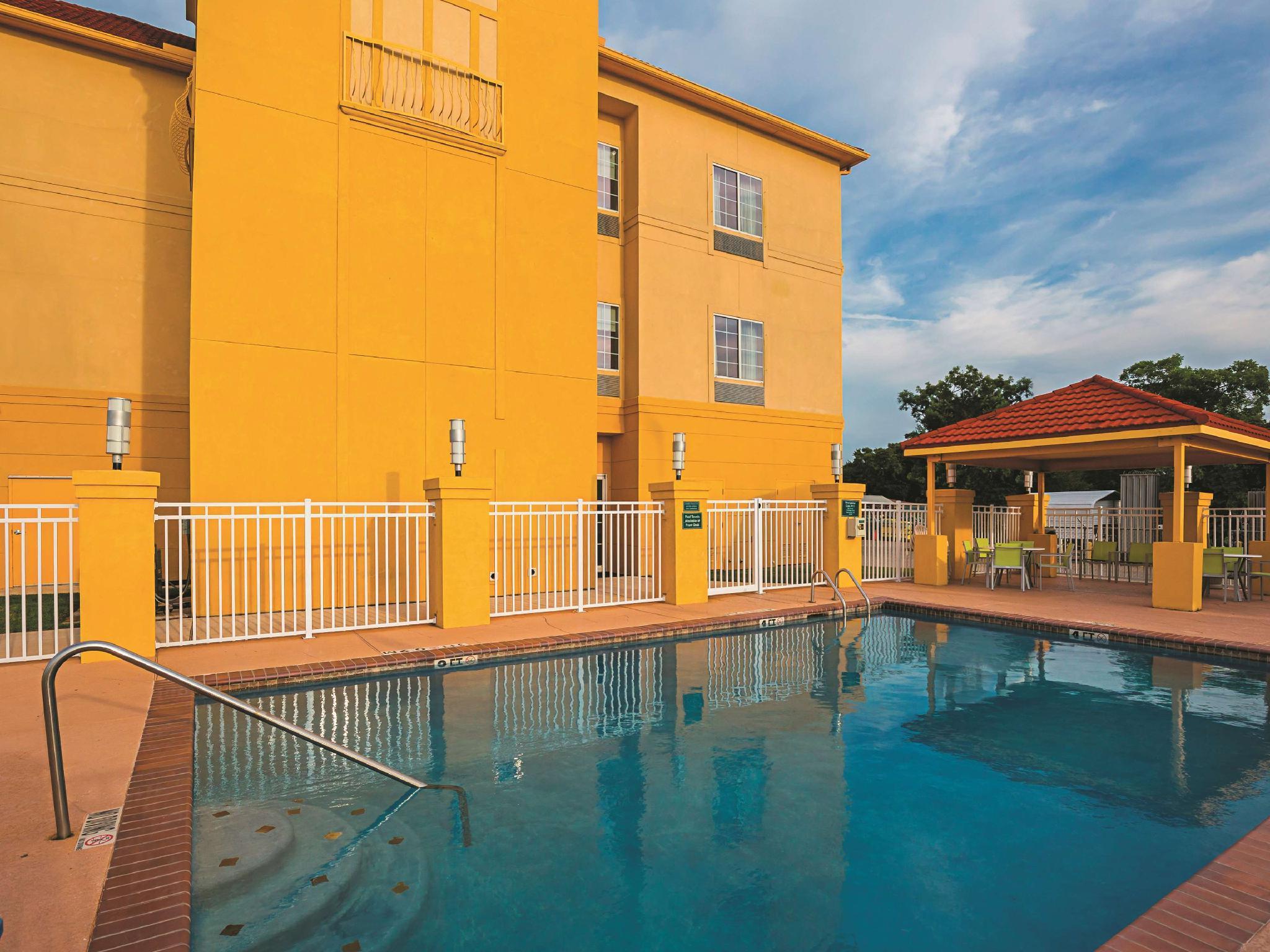 La Quinta By Wyndham Port Lavaca Exterior foto
